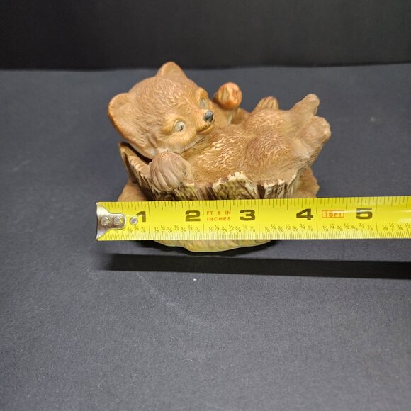 Vintage Homco 1986 Masterpiece Porcelain Bear Cub Tree Stump Figurine - Picture 8 of 8